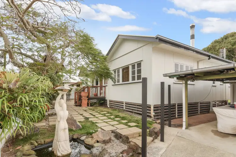 8 Bowman Road, Caloundra QLD 4551