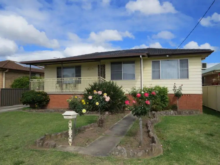 27 Lee Ann Crescent, Cessnock NSW 2325