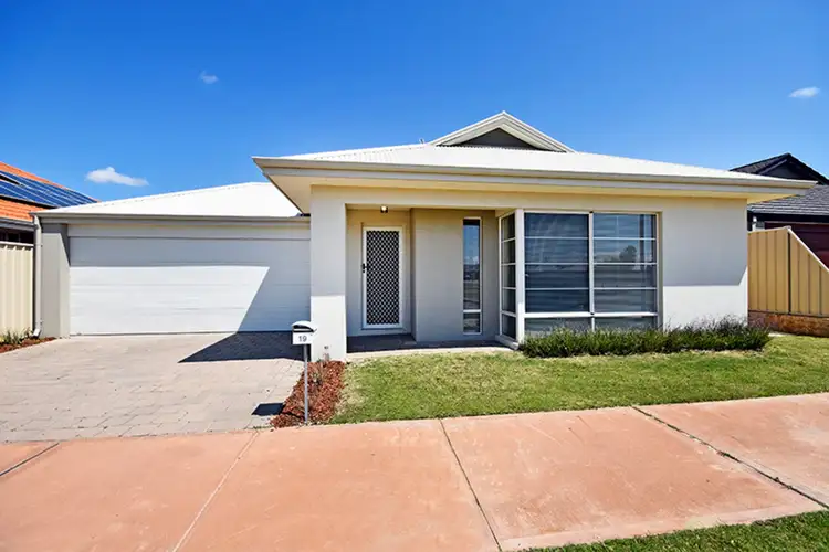 19 Callet Drive, Caversham WA 6055