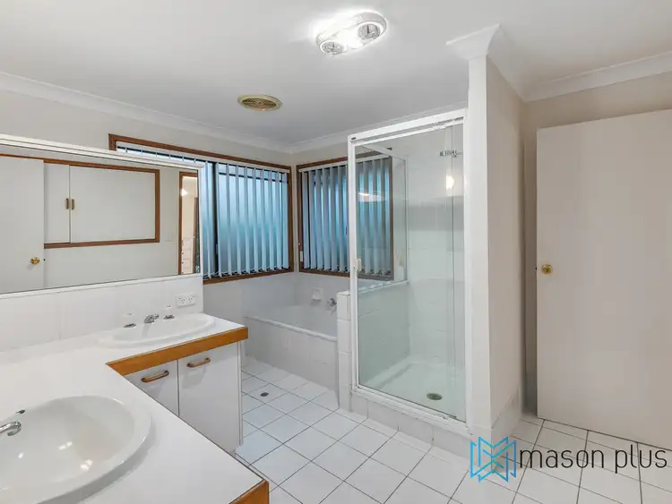 Fifth view of Homely house listing, 24 Vortigern Street, Carindale QLD 4152