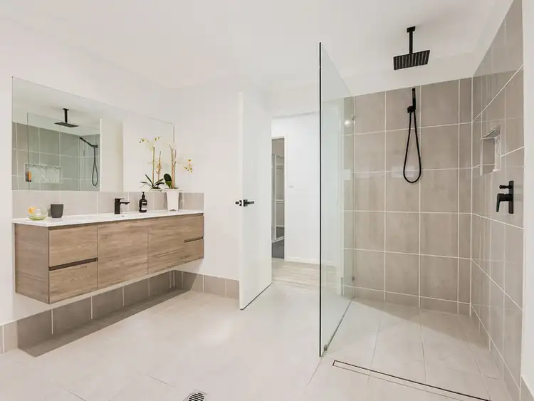 Sixth view of Homely house listing, 18 Olbern Crescent, Yamanto QLD 4305