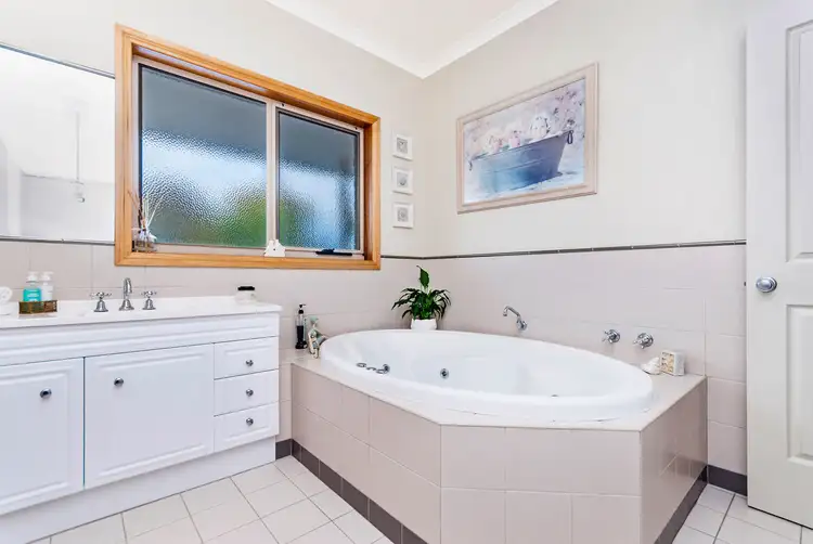 Sixth view of Homely house listing, 8 Tower Square, Warrnambool VIC 3280