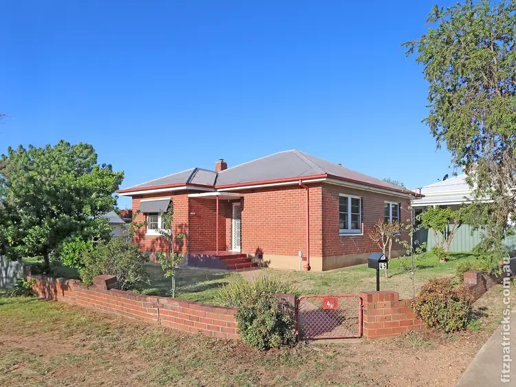 45 Hardy Avenue, Wagga Wagga NSW 2650