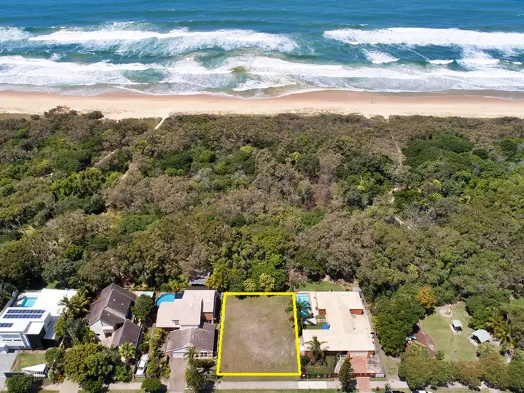 165 Oceanic Drive, Warana QLD 4575