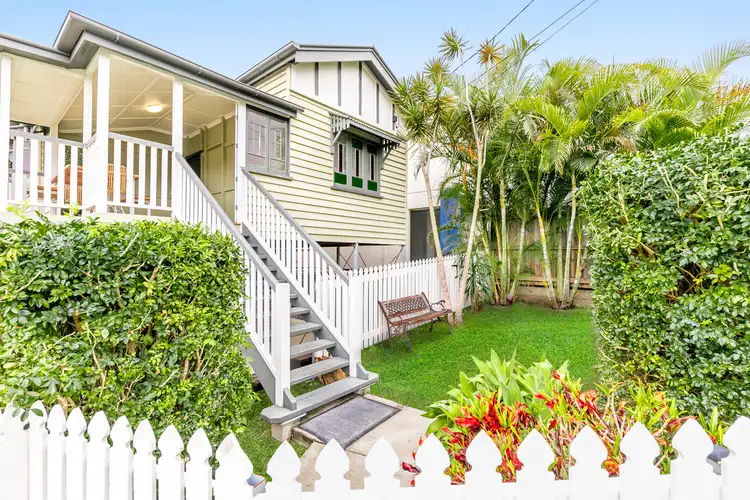 53 Crump Street, Holland Park West QLD 4121
