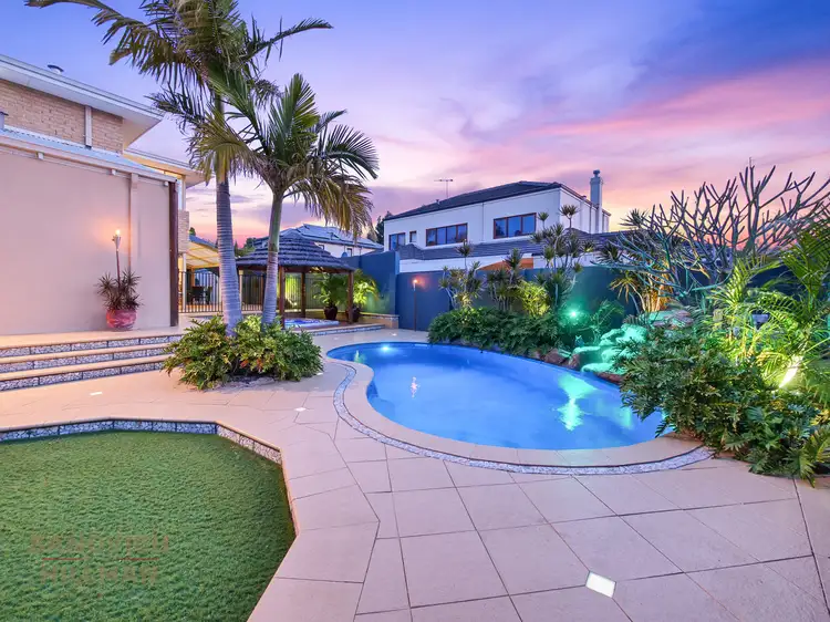 8A Killilan Road, Applecross WA 6153