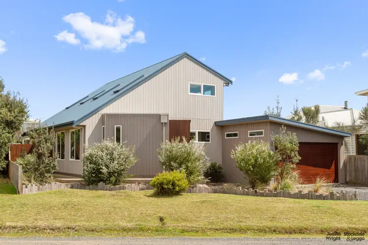 10 Bruce Avenue, Surf Beach VIC 3922