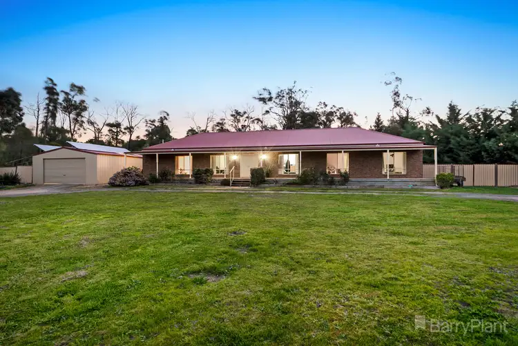 2 Scarlett Court, Drouin VIC 3818