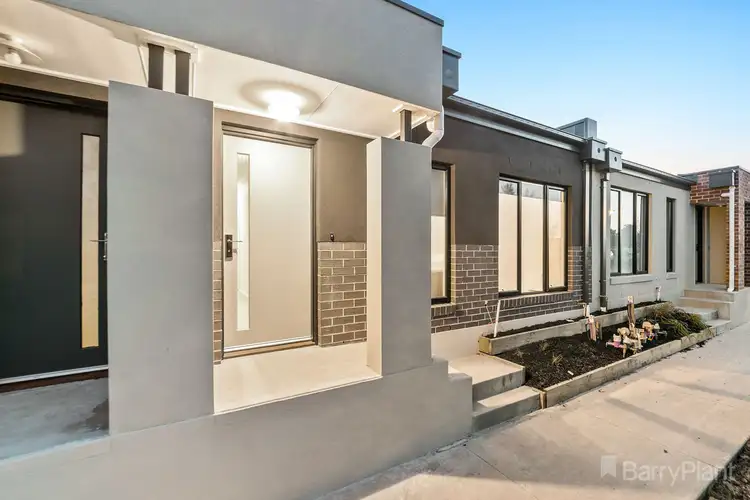 15 Fadden Mews, Officer VIC 3809