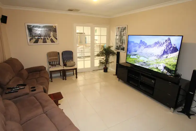 Fifth view of Homely house listing, 10 Summerlea Avenue, Meadow Springs WA 6210