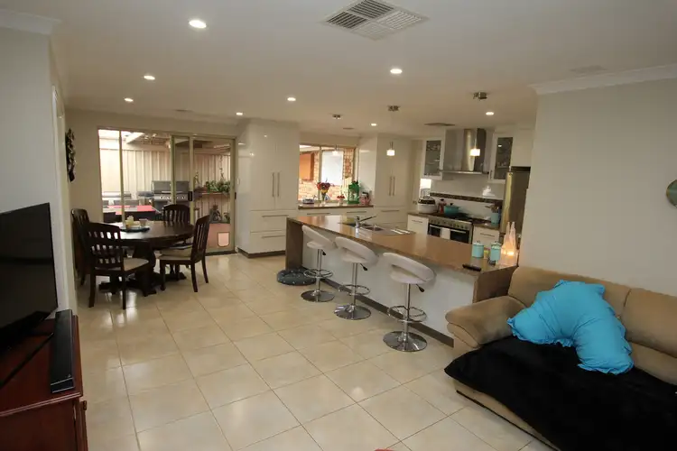 Seventh view of Homely house listing, 10 Summerlea Avenue, Meadow Springs WA 6210