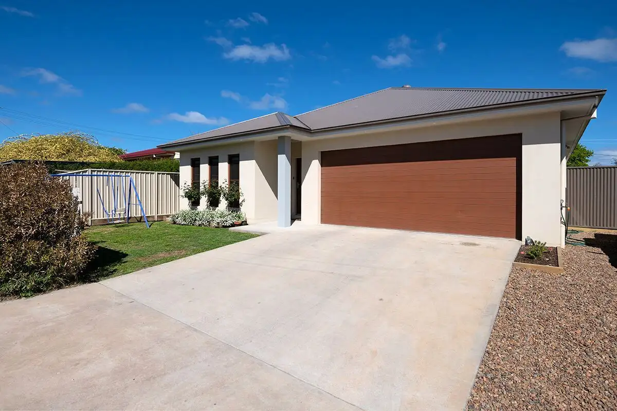 Main view of Homely house listing, 10 Cedar Avenue, Mudgee NSW 2850