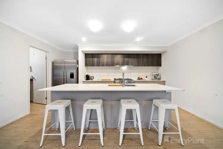 Third view of Homely house listing, 3 Finch Court, Drouin VIC 3818