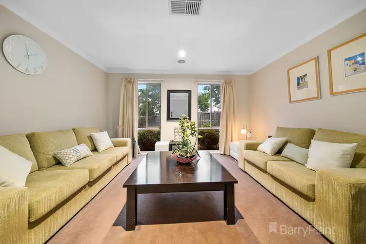 Fifth view of Homely house listing, 7 Tiffany Close, Pakenham VIC 3810
