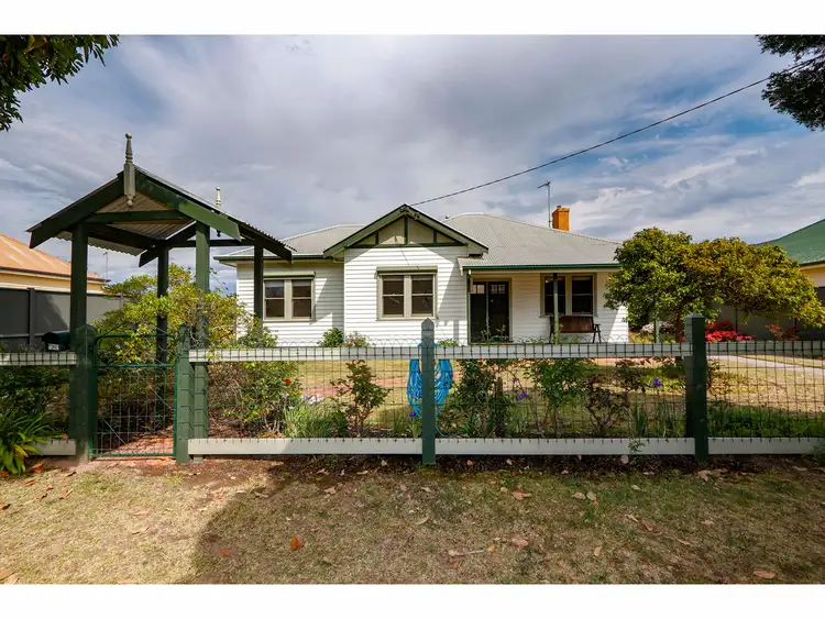 37 Lansdowne Street, Sale VIC 3850