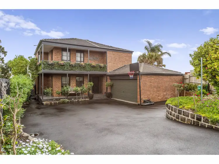 Second view of Homely house listing, 7 Parwan Court, Frankston VIC 3199
