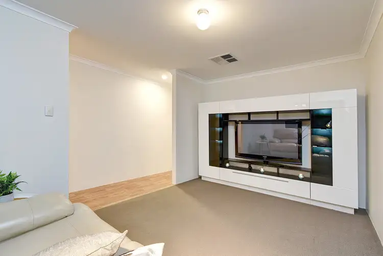 Fifth view of Homely house listing, 6 Velvet Way, Banksia Grove WA 6031