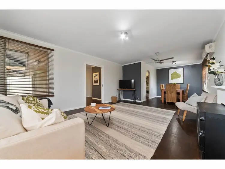 15 Gretana Crescent, Frankston VIC 3199