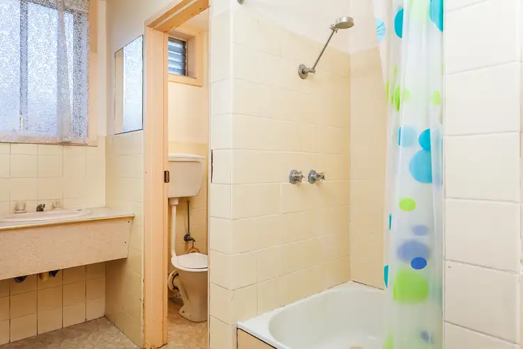 Fifth view of Homely apartment listing, 6/337 Nepean Highway, Frankston VIC 3199