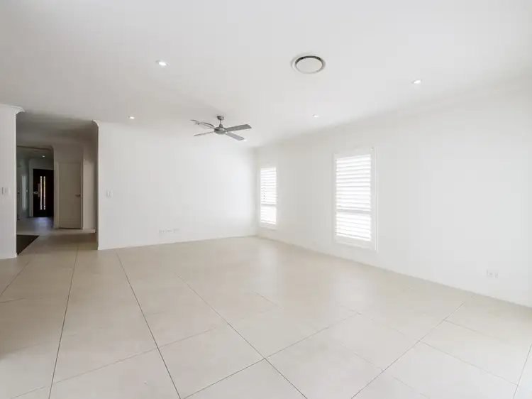 Fifth view of Homely semi-detached listing, 1/6 Compass Drive, Biggera Waters QLD 4216