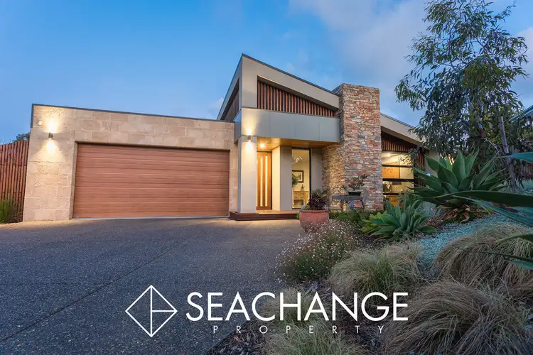 8 Gunyong Creek Lane, Mount Eliza VIC 3930