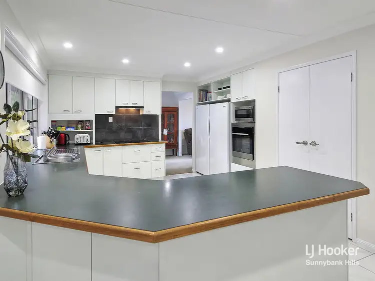 Third view of Homely house listing, 3 Michigan Crescent, Parkinson QLD 4115