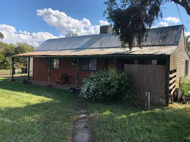 27 Little Wambat Street, Forbes NSW 2871