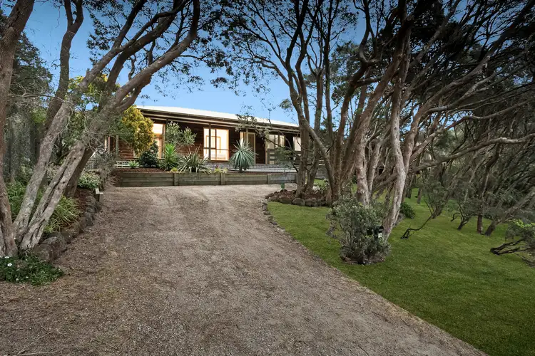 16 Lloyd Street, Rye VIC 3941