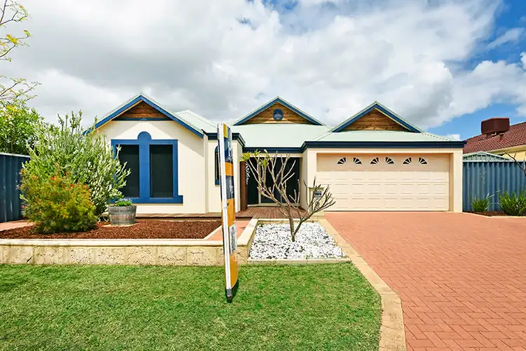 20 Tuscany Place, Caversham WA 6055