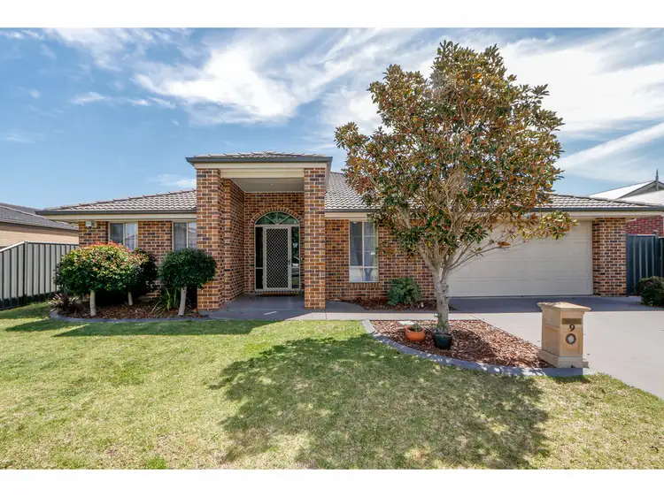 9 Dryden Place, Sale VIC 3850
