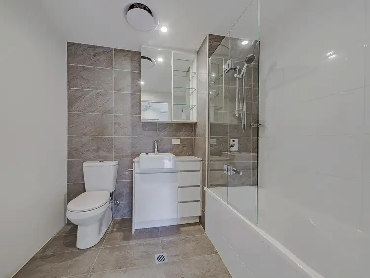 Fifth view of Homely apartment listing, 112/986 Wynnum Road, Cannon Hill QLD 4170