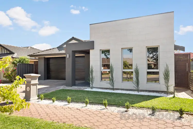 17 Montacute Drive, Oakden SA 5086