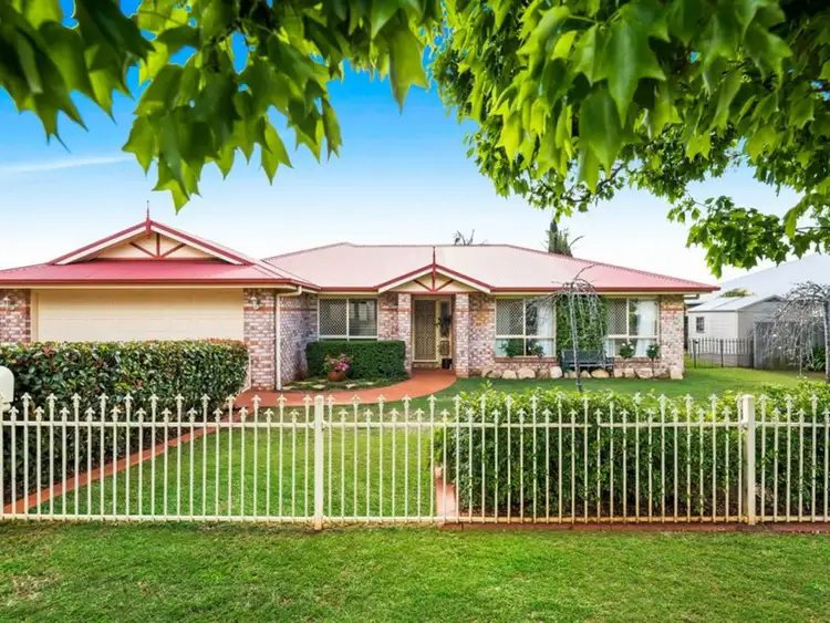 17 Fadden Crescent, Middle Ridge QLD 4350