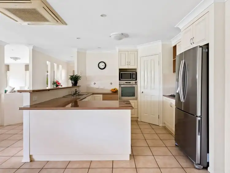 Fourth view of Homely house listing, 17 Fadden Crescent, Middle Ridge QLD 4350