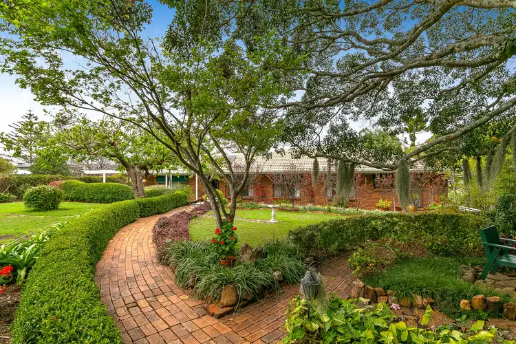 12 McStay Street, Middle Ridge QLD 4350