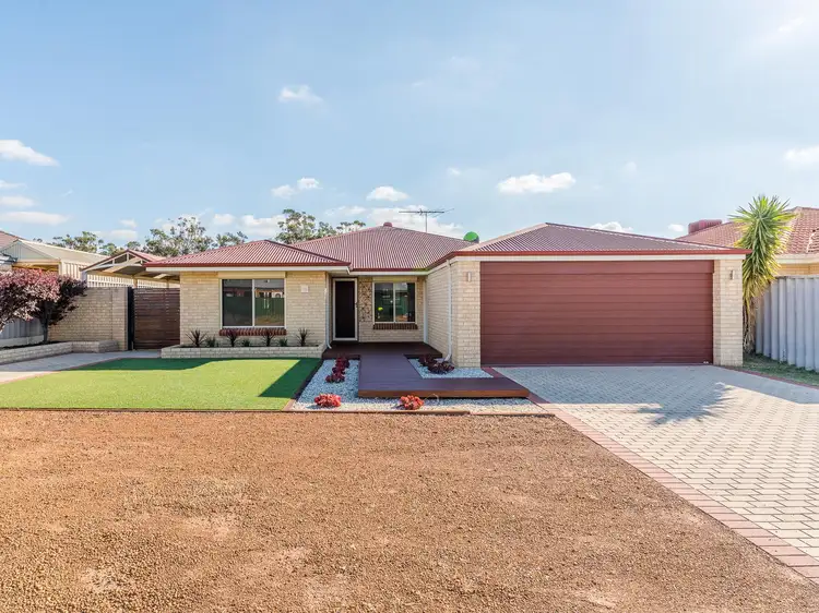 9 Azalea Gardens, Forrestfield WA 6058