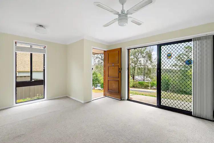 Second view of Homely semi-detached listing, 2/7 Russell Avenue, Faulconbridge NSW 2776