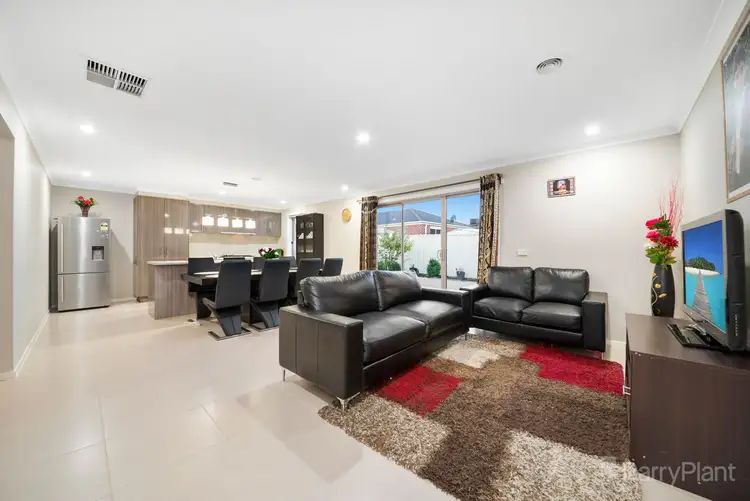 Fifth view of Homely house listing, 3 Ascot Court, Pakenham VIC 3810