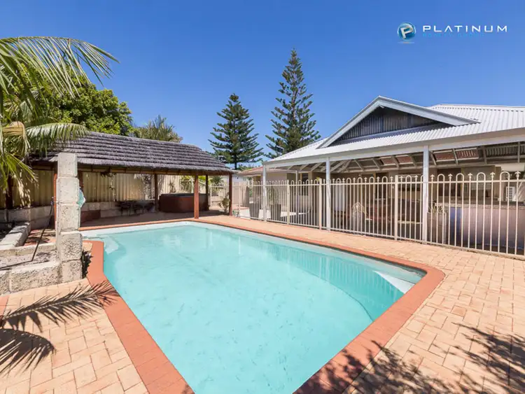 Main view of Homely house listing, 4 Fife Gardens, Ocean Reef WA 6027