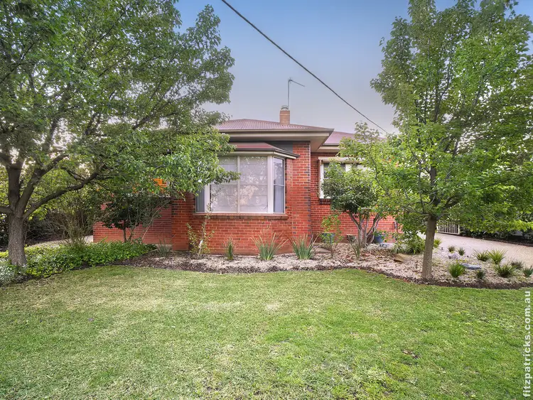 216 Lake Albert Road, Kooringal NSW 2650