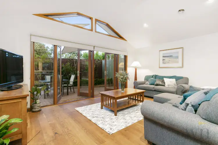 15 Samuel Close, Mount Martha VIC 3934