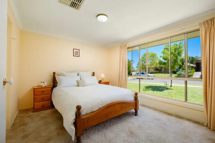 Seventh view of Homely house listing, 34 Falcon Circuit, Wodonga VIC 3690