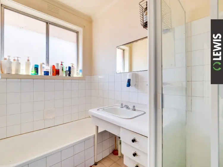 Sixth view of Homely unit listing, 3/88 Rennie Street, Coburg VIC 3058