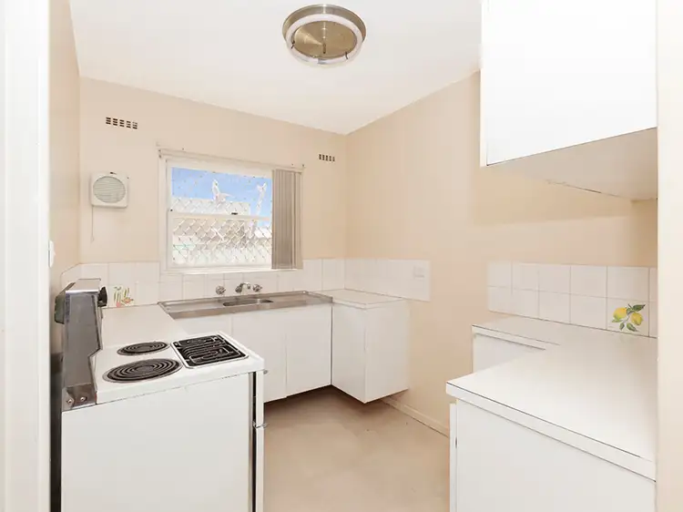 Sixth view of Homely unit listing, 2/216 Swan Street, Yokine WA 6060