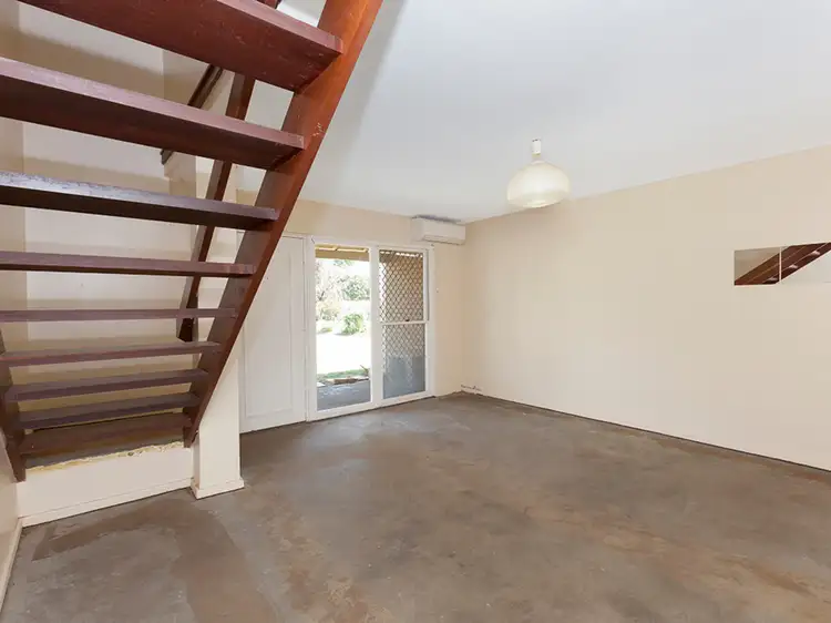 Seventh view of Homely unit listing, 2/216 Swan Street, Yokine WA 6060