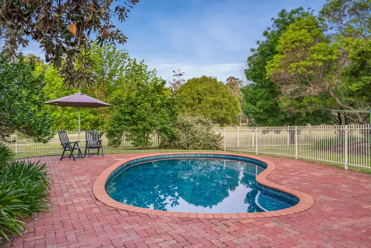 Second view of Homely house listing, 2 Lingford Court, Wodonga VIC 3690