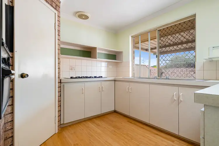 Sixth view of Homely unit listing, 2/152 Hamilton Street, Queens Park WA 6107