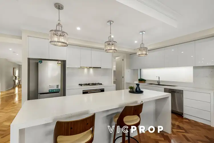 Fifth view of Homely house listing, 39 Avonhurst Drive, Glen Waverley VIC 3150