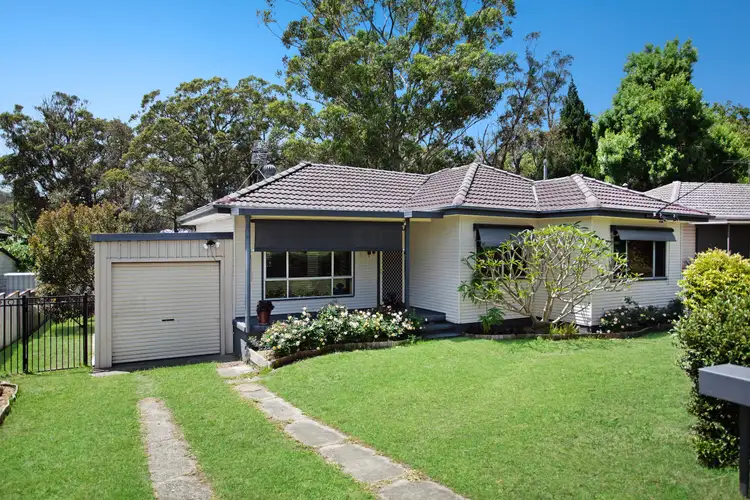 3 Cranbrook Parade, Rankin Park NSW 2287