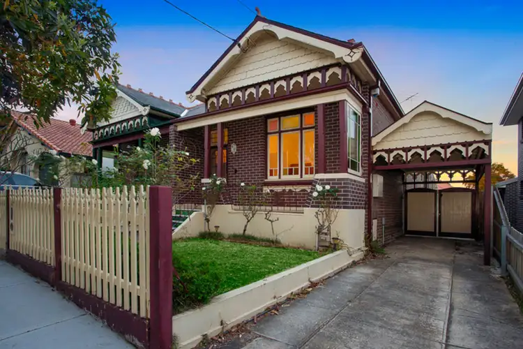 18 Boyle Street, Croydon Park NSW 2133